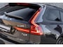 Volvo V90 2.0 T6 Plug-in hybrid AWD Plus Dark | Adaptieve Cruise Control | Panoramadak | 360° Parkeercamera | Harman Kardon Audio | Stoel-/Stuur-/Voorruitverwarming | Dodehoek Detectie | Trekhaak |