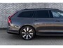 Volvo V90 2.0 T6 Plug-in hybrid AWD Plus Dark | Adaptieve Cruise Control | Panoramadak | 360° Parkeercamera | Harman Kardon Audio | Stoel-/Stuur-/Voorruitverwarming | Dodehoek Detectie | Trekhaak |