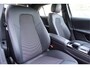 Mercedes-Benz A-klasse 180 Automaat! Business Line BJ2022 Lmv 16" | Led V+A | Pdc | Achteruitrijcamera | Navi | Virtual cockpit | Climate control | Cruise control | Verwarmde voorstoelen | Zwarte hemel | Getint glas