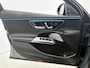 Mercedes-Benz E-klasse 300 e AMG Nightpakket | Superscreen | Panoramadak | Trekhaak | Alarm | Distronic | Burmester | Stoelventilatie-Verwarming | Inclusief 24 maanden Mercedes-Benz Certified garantie voor Europa.