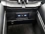 Mercedes-Benz E-klasse 300 e AMG Nightpakket | Superscreen | Panoramadak | Trekhaak | Alarm | Distronic | Burmester | Stoelventilatie-Verwarming | Inclusief 24 maanden Mercedes-Benz Certified garantie voor Europa.