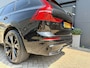 Volvo XC60 2.0 T8 Plug-in hybrid AWD Ultra Black Edition luchtvering, trekhaak, HUD