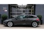 Volkswagen Scirocco 2.0 TSI 200PK | Cruise | Dynaudio | Bluetooth