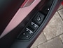 Audi A4 Avant 35 TFSI 150pk S edition Automaat 20 Inch / Panoramadak / Stoelverwarming