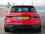Audi A4 Avant 35 TFSI 150pk S edition Automaat 20 Inch / Panoramadak / Stoelverwarming