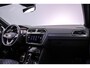 Volkswagen Tiguan R-Line Business 1.4 TSI eHybrid 245pk DSG Automaat Trekhaak, LED matrix koplampen, Adaptive cruise control, Achteruitrijcamera, Elektrische achterklep, Navigatie