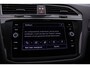 Volkswagen Tiguan R-Line Business 1.4 TSI eHybrid 245pk DSG Automaat Trekhaak, LED matrix koplampen, Adaptive cruise control, Achteruitrijcamera, Elektrische achterklep, Navigatie