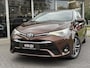 Toyota Avensis 1.8 VVT-i Lease Pro | 2e eigenaar, Trekhaak, Navigatie, LED, 17 inch, Cruise control, Parkeercamera