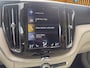 Volvo XC60 2.0 T8 Twin Engine AWD Inscription | Luchtvering | Unieke Km! | 360camera | Trekhaak | Adaptive cruise |