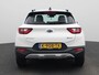 Kia Stonic 1.0 T-GDi MHEV DynamicLine | Apple Carplay / Android Auto | Parkeer sensoren | Navigatie | Camera | Cruise control | Climate control | DAB |