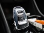 Volvo XC40 1.5 T4 Recharge Inscription | Automaat | Panoramadak | Trekhaak | Harman Kardon | Apple Carplay / Android Auto | Memory Seats | Parkeersensoren | Virtual Cockpit | Stoel- Stuurverwarming | Elektrische Achterklep | Achteruitrijcamera | Navigatie | Climate Control | Cruise Control | Lichtmetalen Velgen |