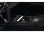 Omoda 5 EV Premium 61 kWh Bloodstone Red Carbon Crystal black roof