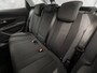 Peugeot 3008 1.2 PureTech Sport Automaat (APPLE CARPLAY, GROOT NAVI, GETINT GLAS, TREKHAAK, PARKEERSENSOREN, SPORTSTOELEN, CRUISE, LANE ASSIST, NIEUWSTAAT)