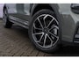 Lynk & Co 01 1.5 Core PHEV | Achteruitrijcamera | Adaptieve Cruise Control | Keyless Entry | 1800 kg Trekvermogen | Stoelverwarming | Apple Carplay & Android Auto | 19 inch LM-Velgen | Ledverlichting | 15,4 inch middendisplay | Premium audiosysteem |