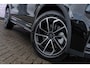 Lynk & Co 01 1.5 Core PHEV | Adaptieve Cruise Control | Keyless Entry | 1800 kg Trekvermogen | Stoelverwarming | Apple Carplay & Android Auto | 19 inch LM-Velgen | Achteruitrijcamera | Ledverlichting | 15,4 inch middendisplay | Premium audiosysteem |