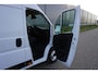 Peugeot Boxer 2.2 BlueHDi 180 L4H2 3.5t 180 pk |Automaat |Adaptive Cruise |Digitaal dashboard en groot scherm |Climate control |EURO6 |Topstaat |Betimmering