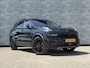 Lynk & Co 01 1.5 More | Adaptieve Cruise Control | Dodehoekdetectie | Panoramadak | Stoelverwarming | Stuurverwarming | Infinity Premium Audio Systeem| Apple Carplay/Android Auto | 360 graden Camera | 15,4 inch middendisplay | Elektrisch/Schuifkanteldak | 20 inch lichtmetalen velgen | Lederen bekleding | Elektrisch bedienbare achterklep