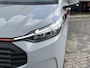 Ford Transit Custom 320 2.5 PHEV L2H1 Grey Platinum Dubbele Cabine 233pk Aut / 5 Pers. / 2250kg Trekgewicht / 1100kg Laadvermogen / Vol. Leder / Glaslookpanelen / Privacy Glass / Adapt. Cruise control!