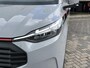 Ford Transit Custom 320 2.5 PHEV L2H1 Grey Platinum Dubbele Cabine 233pk Aut / 5 Pers. / 2250kg Trekgewicht / 1100kg Laadvermogen / Vol. Leder / Glaslookpanelen / Privacy Glass / Adapt. Cruise control!