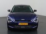 Kia EV6 Light Edition 63 kWh | Stoelverwarming | Adaptieve cruise control | Parkeersensoren | Stuurwiel verwarmd |