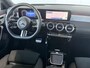 Mercedes-Benz CLA 180 Business Solution AMG | Panoramaschuifdak | AMG Line Plus | Head-up display | Nightpakket | 360° camera | Dodehoekassistent |