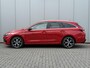 Hyundai i30 Wagon 1.5 T-GDi MHEV Premium / 18" N velgen / Trekhaak afneembaar 1410 kg / Vol leder / Stoelverwarming en verkoeling / Stuurwiel verwarming / Navigatie / Full LED / Elektrische stoelverstelling / Achteruitrijcamera /