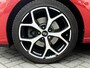 Hyundai i30 Wagon 1.5 T-GDi MHEV Premium / 18" N velgen / Trekhaak afneembaar 1410 kg / Vol leder / Stoelverwarming en verkoeling / Stuurwiel verwarming / Navigatie / Full LED / Elektrische stoelverstelling / Achteruitrijcamera /
