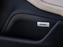 Porsche Taycan 4S Performance 84 kWh | PANORAMADAK | VIERWIELBESTURING | BOSE | ACHTERUITRIJCAMERA | PASM LUCHTVERING | APPLE CARPLAY | 14-WEG STOELEN | SOH 94 % |