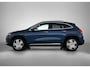 Mercedes-Benz EQA 250 Luxury 67 kWh | Panoramadak | Trekhaak | Sfeerverlichting | Dode Hoek Ass | Keyless Go | Stoelverwarming | Inclusief 24 maanden Mercedes-Benz Certified garantie voor Europa.