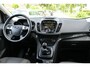 Ford Kuga 1.5 Titanium | 1e EIGENAAR | PANO | NAVI | CLIMA | CRUISE | CAMERA | TREKHAAK | NAP | ZEER MOOIE DEALER ONDERHOUDEN AUTO