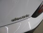 Hyundai Kona Electric EV Limited 64 kWh | SOH 95% | Trekhaak | Leder | Navigatie | Stoelverwarming voor + achter | HUD | Parkeercamera | DAB | Apple Carplay/Android Auto | Cruise Control Adaptief | KRELL Audio |