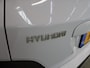 Hyundai Kona Electric EV Limited 64 kWh | SOH 95% | Trekhaak | Leder | Navigatie | Stoelverwarming voor + achter | HUD | Parkeercamera | DAB | Apple Carplay/Android Auto | Cruise Control Adaptief | KRELL Audio |