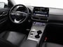 Hyundai Kona Electric EV Limited 64 kWh | SOH 95% | Trekhaak | Leder | Navigatie | Stoelverwarming voor + achter | HUD | Parkeercamera | DAB | Apple Carplay/Android Auto | Cruise Control Adaptief | KRELL Audio |