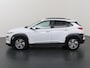 Hyundai Kona Electric EV Limited 64 kWh | SOH 95% | Trekhaak | Leder | Navigatie | Stoelverwarming voor + achter | HUD | Parkeercamera | DAB | Apple Carplay/Android Auto | Cruise Control Adaptief | KRELL Audio |