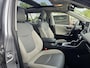 Toyota RAV4 2.5 Hybrid AWD Bi-Tone 220 pk | Trekhaak | Leder | Schuif-kanteldak | JBL geluid | Stoelverwarming | Camera etc.