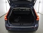 Volvo V60 2.0 T6 Recharge AWD R-Design | Panoramadak | Contourstoelen | HUD | Navigatie | Stoelverwarming | Camera | DAB | Apple CarPlay/Android Auto | Adaptieve Cruise Control | Harman/Kardon | Ele.verstelbare stoel + geheugen |