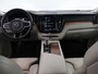 Volvo XC60 2.0 T8 Twin Engine AWD Inscription | SOH 75,2% | Panoramadak | Luchtvering | Elek. Trekhaak | Cruise Control Adaptief | Harman Kardon | Elek. Achterklep | Apple Carplay/Android Auto |