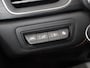 Renault Captur 1.3 TCe 155 Initiale Paris | Panoramadak | Lederen Interieur | Navigatie | 360° Camera | DAB | Apple Carplay/Android Auto | Stoelverwarming | Cruise Control Adaptief | Bose | Keyless Entry/Go |