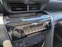 Toyota Yaris Cross 1.5 Hybrid 115 Active COMFORT PACK THUISKOMER STOEL- STUUR- EN VOORRUITVERWARMING PDC V+A BLINDSPOT