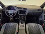 Volkswagen Tiguan 1.5 TSI R-Line Business+ | Panoramadak | Camera | Carplay | 2 zone airco