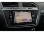 Volkswagen Tiguan Allspace 1.5 TSI R-Line Business+ 7p. | Trekhaak uitklapbaar elektrisch | Elektrisch panoramadak | adaptief Cruise control | Achteruitrijcamera | Apple Carplay/Android Auto | Aanhanger assistent | stoel/stuurverwarming | Aanhanger assistent | Achteruitrijcamera | Apple Carplay/Android Auto|telefoonintegratie premium