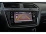 Volkswagen Tiguan Allspace 1.5 TSI R-Line Business+ 7p. | Trekhaak uitklapbaar elektrisch | Elektrisch panoramadak | adaptief Cruise control | Achteruitrijcamera | Apple Carplay/Android Auto | Aanhanger assistent | stoel/stuurverwarming | Aanhanger assistent | Achteruitrijcamera | Apple Carplay/Android Auto|telefoonintegratie premium