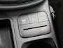 Ford Fiesta 1.0 EcoBoost Hybrid ST-Line X | 17"LMV | Stoel / Stuur Verwarming | ECC | Cruise Control | Extra getint glas | Voorruit Verwarming | DAB | PDC |