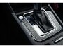 Volkswagen Passat Variant 1.4 TSI PHEV GTE Business | Trekhaak Uitklapbaar elek. | Elektrisch panoramadak | Adaptief Cruise control | Elektrisch verstelbare Stoelen | Head-up display | Stoel Massage | Stoel Verwarming | 360 Camera | Achteruitrijcamera | Parkeersensor voor/achter | | Achteruitrijcamera | Apple Carplay/Android Auto|telefoonintegratie premium | Cruise control adaptief