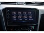 Volkswagen Passat Variant 1.4 TSI PHEV GTE Business | Trekhaak Uitklapbaar elek. | Elektrisch panoramadak | Adaptief Cruise control | Elektrisch verstelbare Stoelen | Head-up display | Stoel Massage | Stoel Verwarming | 360 Camera | Achteruitrijcamera | Parkeersensor voor/achter | | Achteruitrijcamera | Apple Carplay/Android Auto|telefoonintegratie premium | Cruise control adaptief