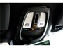 Volvo XC90 2.0 T8 AWD 335kW/456pk Aut8 Recharge Ultra Dark 7P LUCHTVERING + BOWERS&WILKINS + EL. TREKHAAK + PANORAMADAK + HEAD-UP + STOEL-&STUURVERWARMING + LEDEREN DASHBOARD + 360 CAMERA + STOELVENTILATIE + ACHTERBANKVERWARMING + 21" LM-VELGEN!!