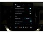 Volvo XC90 2.0 T8 AWD 335kW/456pk Aut8 Recharge Ultra Dark 7P LUCHTVERING + BOWERS&WILKINS + EL. TREKHAAK + PANORAMADAK + HEAD-UP + STOEL-&STUURVERWARMING + LEDEREN DASHBOARD + 360 CAMERA + STOELVENTILATIE + ACHTERBANKVERWARMING + 21" LM-VELGEN!!