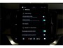 Volvo XC90 2.0 T8 AWD 335kW/456pk Aut8 Recharge Ultra Dark 7P LUCHTVERING + BOWERS&WILKINS + EL. TREKHAAK + PANORAMADAK + HEAD-UP + STOEL-&STUURVERWARMING + LEDEREN DASHBOARD + 360 CAMERA + STOELVENTILATIE + ACHTERBANKVERWARMING + 21" LM-VELGEN!!