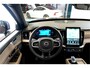 Volvo XC90 2.0 T8 AWD 335kW/456pk Aut8 Recharge Ultra Dark 7P LUCHTVERING + BOWERS&WILKINS + EL. TREKHAAK + PANORAMADAK + HEAD-UP + STOEL-&STUURVERWARMING + LEDEREN DASHBOARD + 360 CAMERA + STOELVENTILATIE + ACHTERBANKVERWARMING + 21" LM-VELGEN!!