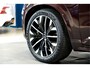 Volvo XC90 2.0 T8 AWD 335kW/456pk Aut8 Recharge Ultra Dark 7P LUCHTVERING + BOWERS&WILKINS + EL. TREKHAAK + PANORAMADAK + HEAD-UP + STOEL-&STUURVERWARMING + LEDEREN DASHBOARD + 360 CAMERA + STOELVENTILATIE + ACHTERBANKVERWARMING + 21" LM-VELGEN!!